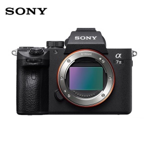索尼（SONY）Alpha 7 III 机身（a7M3/A73/ILCE-7M3）全画幅微单数码相机 （约2420万有效像素 5轴防抖 ）